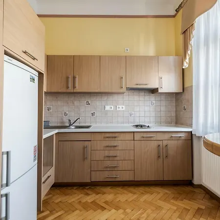 Διαμέρισμα George *