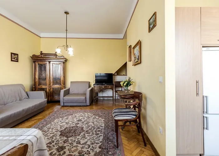 George Apartamento *